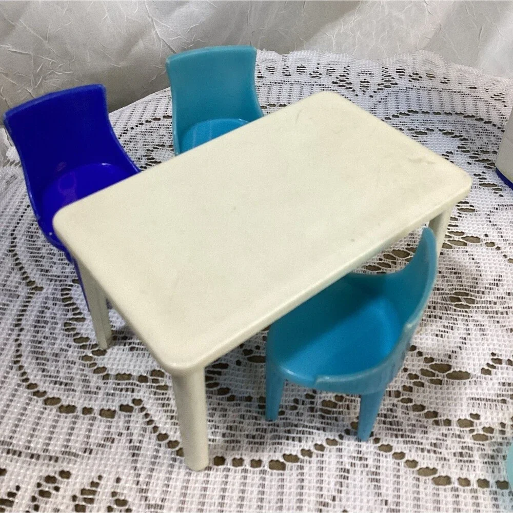 Plasco Dollhouse Kitchen Furniture Table 3 Chairs Blue Refrigerator Dish 1950's